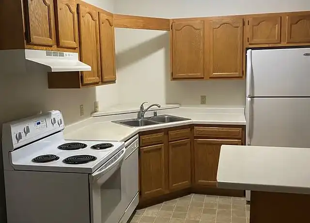 Property at Belle Harbor offers one, two, and three bedroom lofts - 134 Main St, Racine, WI, 53403, 1 bed, 1 bath, [object Object]