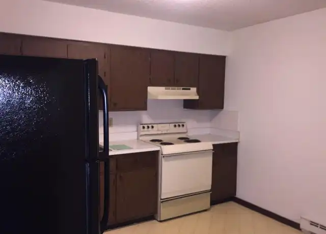 Property at 351 Southland Dr Unit 11, Warrensburg, IL, 62573, 1 bed, 1 bath, [object Object]