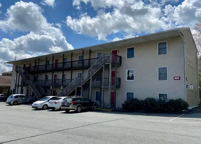 Property at 124 Assembly Dr, Boone, NC, 28607, 4 beds, 2 baths, [object Object]