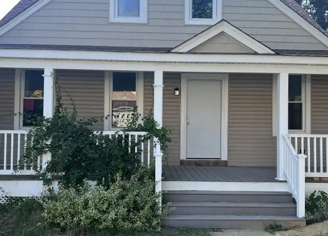 Property at 815 Clark St, Point Pleasant Boro, NJ, 08742, 2 beds, 1 bath, [object Object]