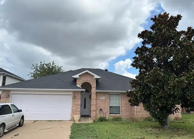Property at 1104 Brandy Station Rd, Grand Prairie, TX, 75052, 4 beds, 2 baths, [object Object]