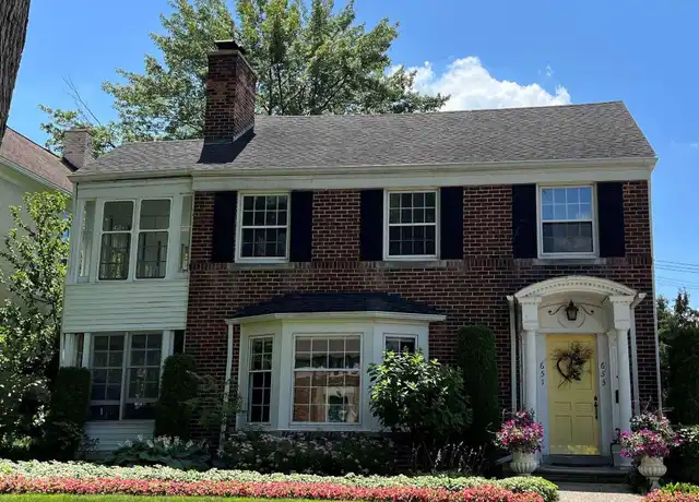 Property at 653 Neff Rd, Grosse Pointe, MI, 48230, 3 beds, 1.5 baths, [object Object]