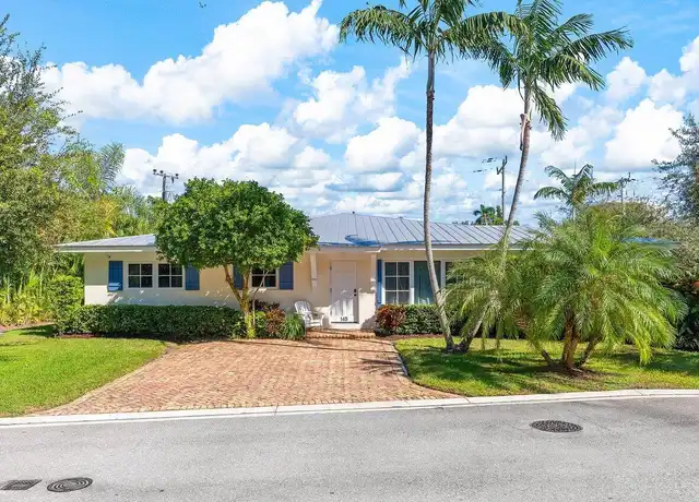 Property at 145 Mac Farlane Dr, Delray Beach, FL, 33483, 2 beds, 2 baths, [object Object]