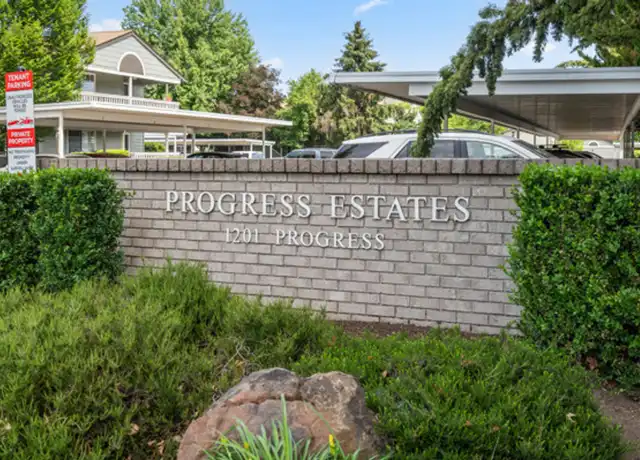 Property at 1201 Progress Dr Unit 86, Medford, OR, 97504, 2 beds, 2 baths, [object Object]