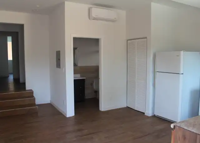 Property at 14308 Osborne St, Panorama City, CA, 91402, 2 beds, 1 bath, [object Object]
