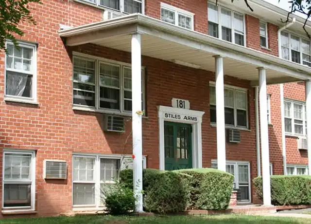 Property at Stiles Arms - 181 Stiles St, Elizabeth, NJ, 07208, 0-1 beds, 1 bath, [object Object]