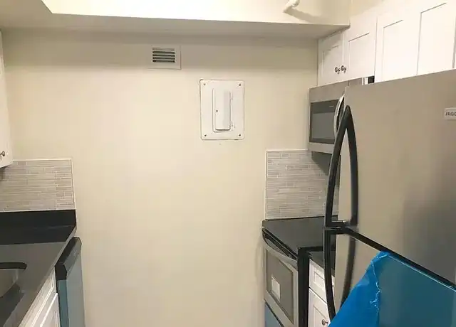 Property at 130 Bowdoin St Unit 302, Boston, MA, 02108, 1 bed, 1 bath, [object Object]