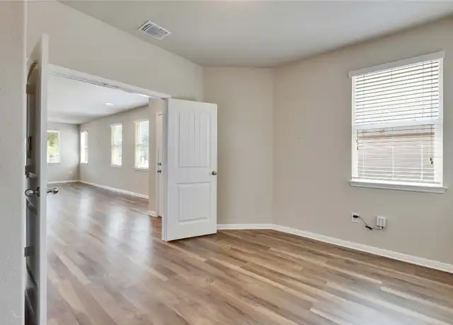 Property at 1701 Logan Dr, Round Rock, TX, 78664, 2 beds, 1.5 baths, [object Object]