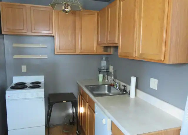 Property at 320 N Cascade Ave #8, Colorado Springs, CO, 80903, 1 bed, 1 bath, [object Object]