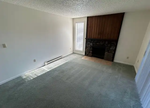 Property at 2212 N Houk Rd Unit 8, Spokane Valley, WA, 99216, 2 beds, 1 bath, [object Object]