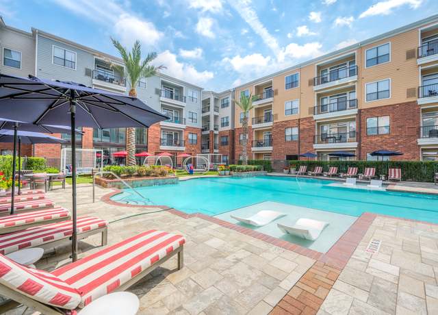 Pool Party! - Apartments For Rent in Katy Texas