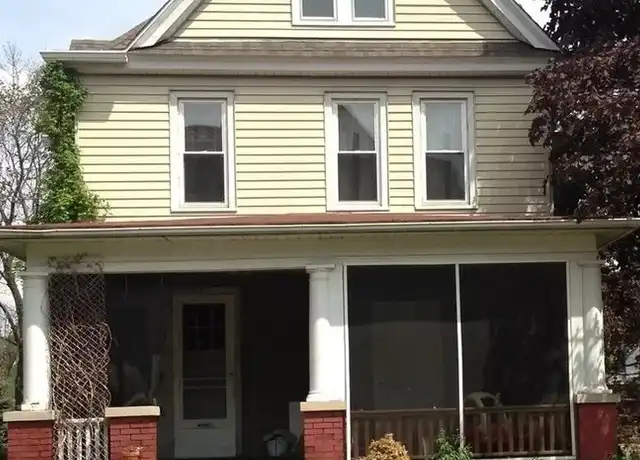 Property at 1135 11th Ave Unit 1135, Moline, IL, 61265, 1 bed, 1 bath, [object Object]