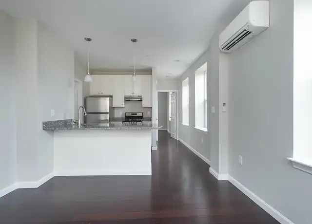 Property at 106 Prince St Unit 3, Boston, MA, 02113, 1 bed, 1 bath, [object Object]