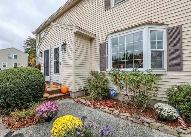 Property at 1 Shire Ct Unit B, Goffstown, NH, 03045, 1 bed, 1.5 baths, [object Object]