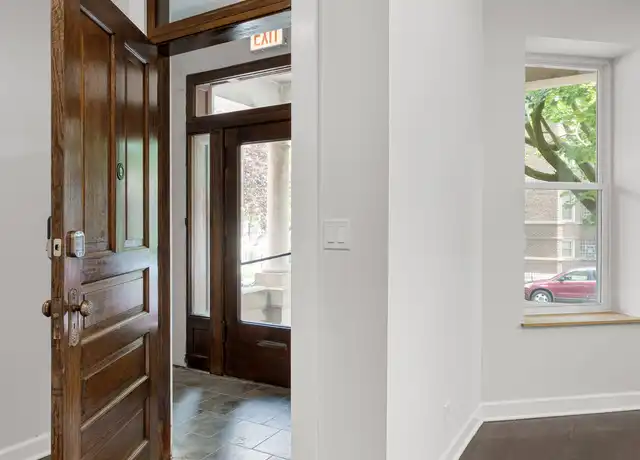 Property at 3700 N Magnolia Ave Unit 1, Chicago, IL, 60613, 3 beds, 1 bath, [object Object]