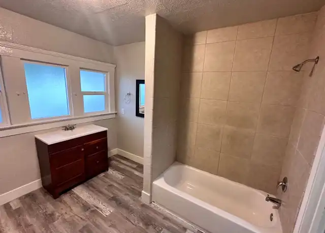 Property at 2901 E Olive Ave Unit A, Fresno, CA, 93701, 2 beds, 1 bath, [object Object]