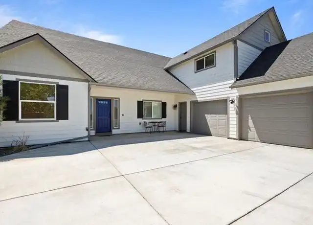 Property at 617 Esperanza Ct, Pasco, WA, 99301, 6 beds, 4 baths, [object Object]