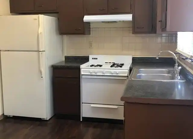 Property at 4523 Apple Orchard Ln Unit 4543, Rockford, IL, 61108, 3 beds, 1.5 baths, [object Object]