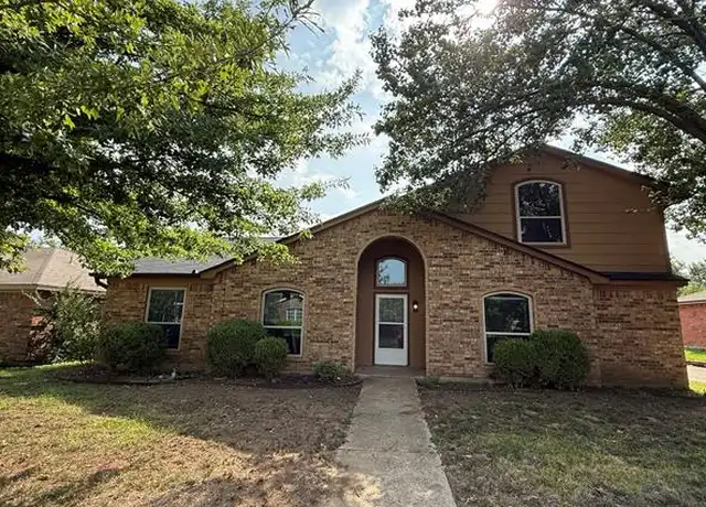 Property at 5501 Whisper Glen Dr, Arlington, TX, 76017, 5 beds, 3 baths, [object Object]