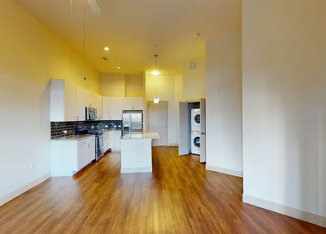 Photo of 7700 E Peakview Ave, Centennial, CO 80111