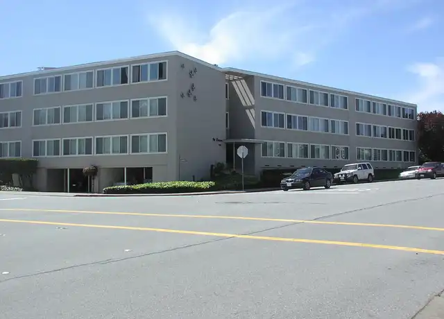 Property at Riviera - 2001 Trousdale Dr, Burlingame, CA, 94010, 1 bed, 1 bath, [object Object]