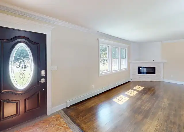 Property at 11 Maria Ct Unit A, Lake Ronkonkoma, NY, 11779, 3 beds, 2 baths, [object Object]