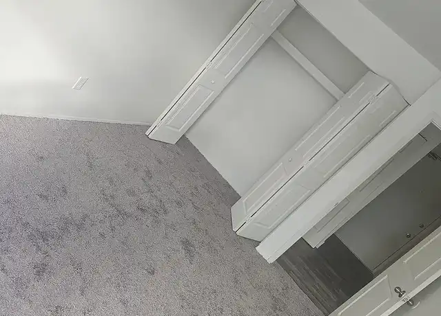 Property at Edgewood Park Apartments - 370 E Hopkins Ave, Pontiac, MI, 48340, 2 beds, 1 bath, [object Object]