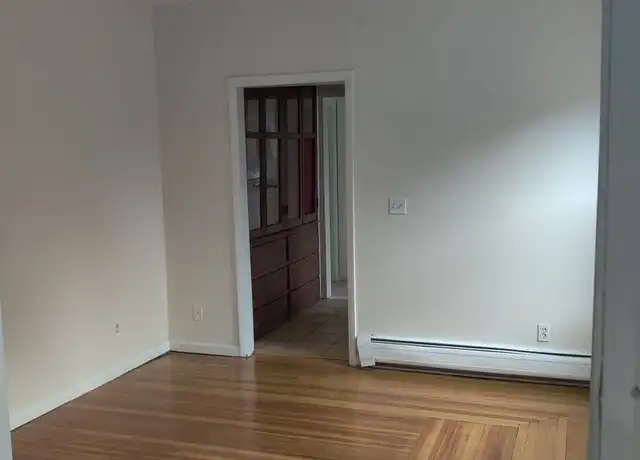 Property at 12 Rowan St Unit 1R, Norwalk, CT, 06855, 1 bed, 1 bath, [object Object]