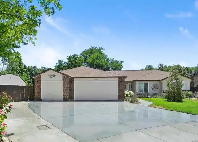 Property at 1220 N Notel Creek Pl, Meridian, ID, 83642, 4 beds, 2 baths, [object Object]