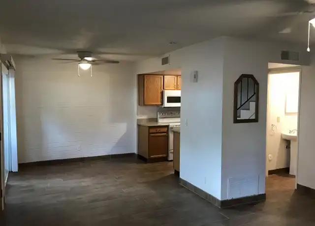 Property at 8562 E Roosevelt St, Scottsdale, AZ, 85257, 2 beds, 1.5 baths, [object Object]