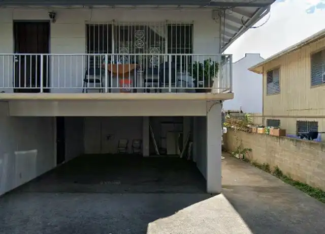 Property at 1015 Austin Ln, Honolulu, HI, 96817, 6 beds, 3 baths, [object Object]