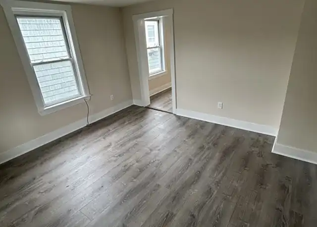 Property at 37 River St Unit 3, Southbridge, MA, 01550, 3 beds, 1 bath, [object Object]