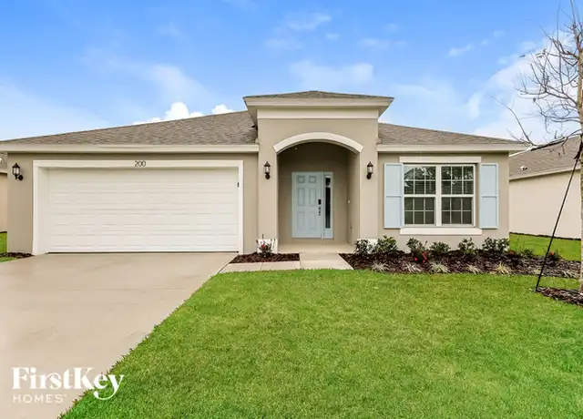 Property at 200 Southern Breeze Loop, Winter Haven, FL, 33880, 4 beds, 2 baths, [object Object]