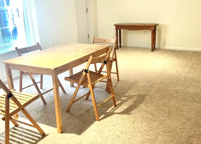 Property at 3702 Thomasson Crossing Dr, Triangle, VA, 22172, 1 bed, 1 bath, [object Object]