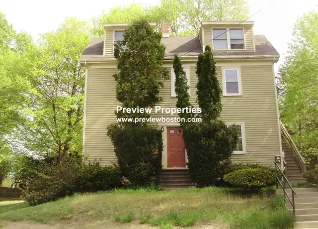 Property at 1143 Beacon St Unit 1P, Newton, MA, 02461, 1 bed, 1 bath, [object Object]