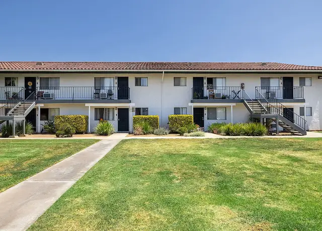 Photo of 511 14th St, Ramona, CA 92065