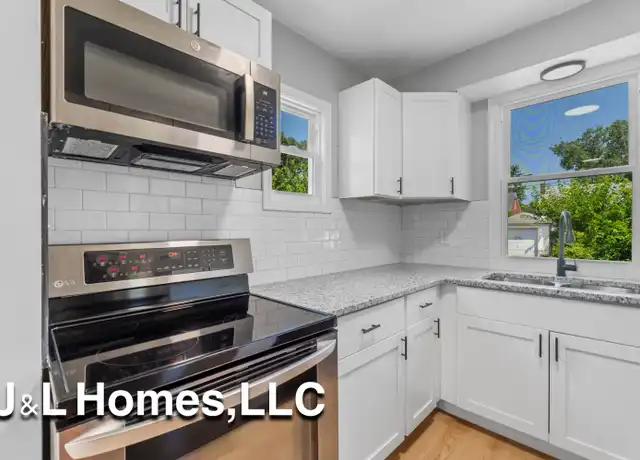 Property at 568 Whitethorne Ave, Columbus, OH, 43223, 2 beds, 1 bath, [object Object]
