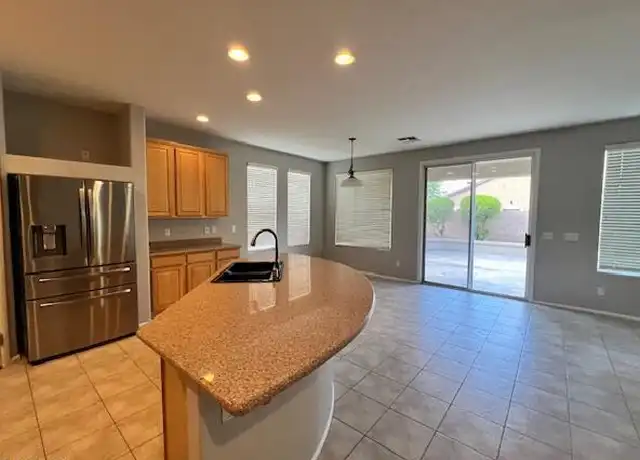 Property at 10618 W Lone Cactus Dr, Peoria, AZ, 85382, 4 beds, 3 baths, [object Object]