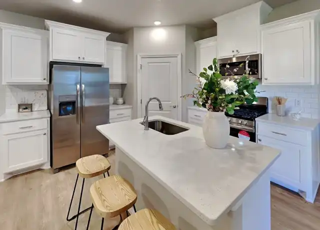 Property at 6821 Labelle Ct, Oklahoma City, OK, 73132, 3 beds, 2 baths, [object Object]