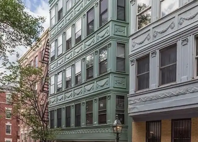 Property at 32 Grove St Unit 4, Boston, MA, 02114, 1 bed, 1 bath, [object Object]