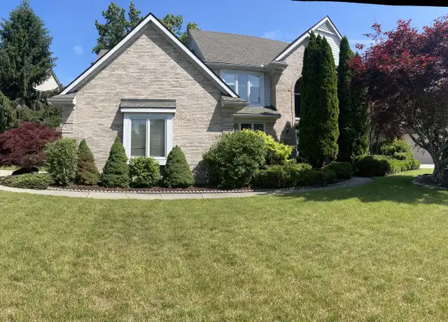Property at 7824 Watford Dr, West Bloomfield, MI, 48322, 4 beds, 4 baths, [object Object]