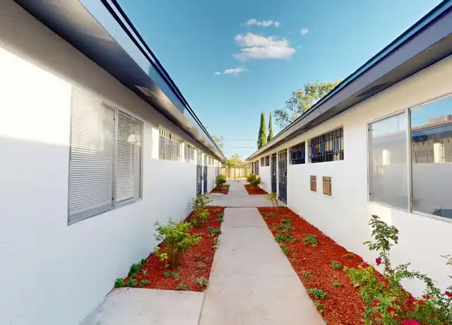 Property at 3440 Ross Ave SE, Albuquerque, NM, 87106, 2 beds, 1 bath, [object Object]