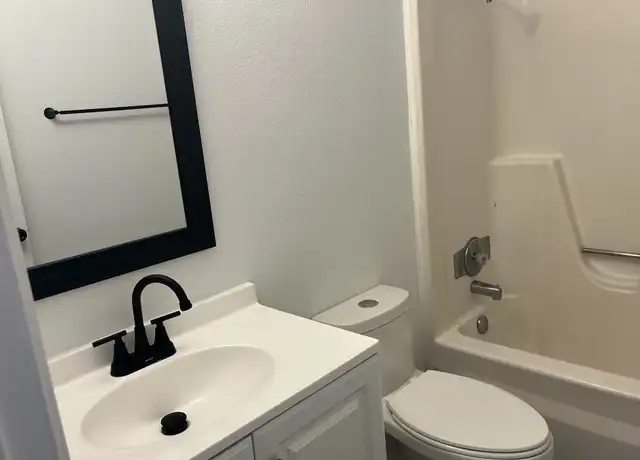 Property at 3440 Ross Ave SE, Albuquerque, NM, 87106, 2 beds, 1 bath, [object Object]