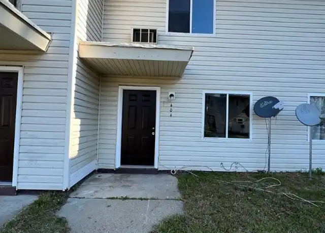 Property at 404 Monticello Dr, Hopewell, VA, 23860, 2 beds, 1 bath, [object Object]