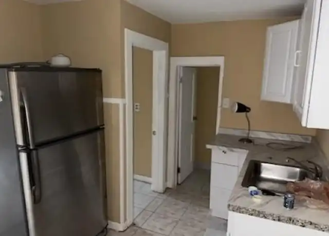 Property at 524 NW 98th St, Miami, FL, 33150, 2 beds, 1 bath, [object Object]
