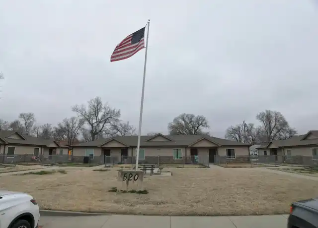 Property at 520 W 11th St Unit B4, Junction City, KS, 66441, 2 beds, 1 bath, [object Object]