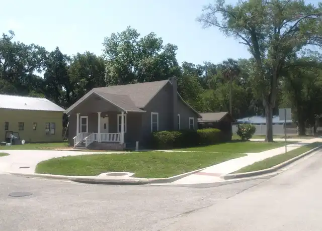 Property at 101 E 21st St, Sanford, FL, 32771, 2 beds, 1 bath, [object Object]