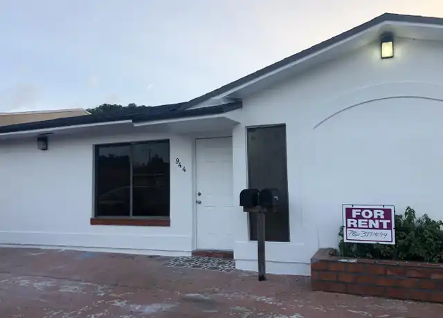 Property at 942 NW 22nd Pl Unit 942, Miami, FL, 33125, 1 bed, 1 bath, [object Object]