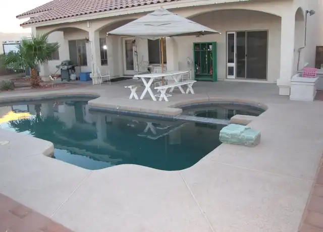 Property at 10386 E 39th St, Yuma, AZ, 85365, 4 beds, 2 baths, [object Object]