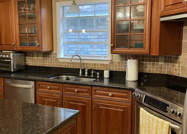 Property at 329 Skyline Cir, Crestview, FL, 32539, 3 beds, 2 baths, [object Object]